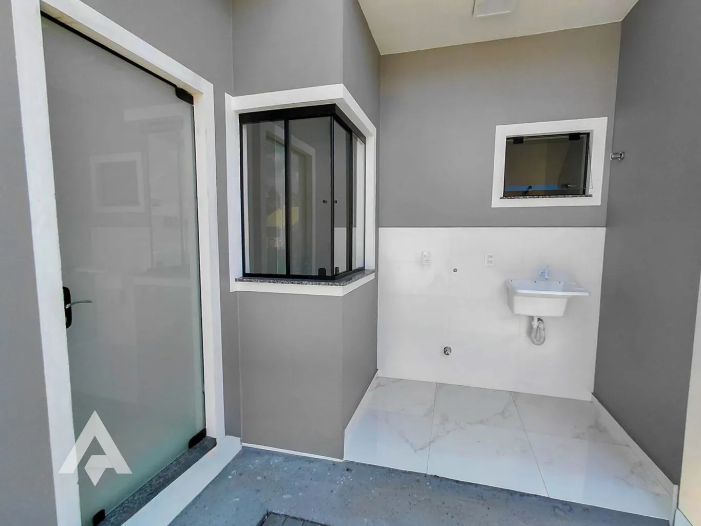Casa com 2 dormitórios à venda, 57m, terreno com 180m, por R$ 345.000,00 - Bairro Warnow - Indaial/SC — foto 7