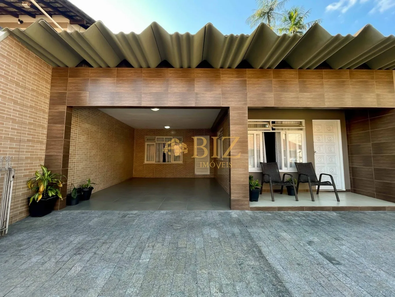 Casa com 3 dormitórios e terreno espaçoso no Bairro Garcia! — foto 2