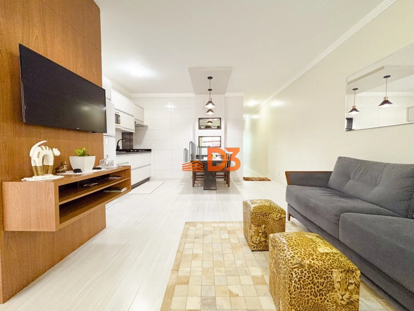 Excelente casa com alto potencial de ampliação - Fortaleza Alta — foto 3