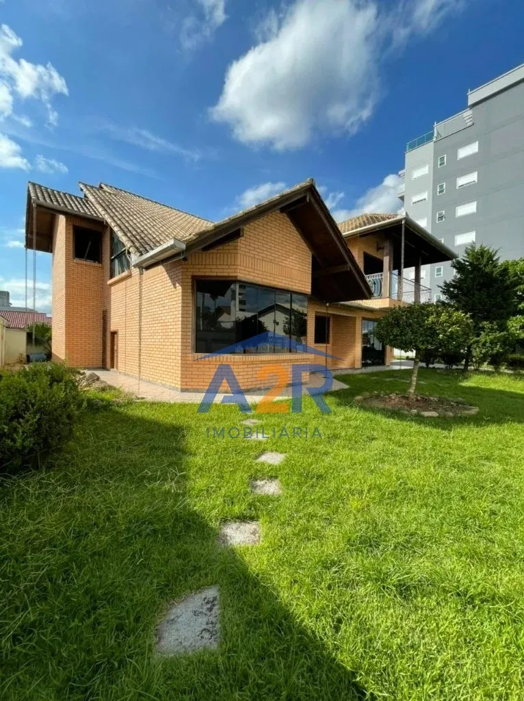RESIDÊNCIA COM AMPLO TERRENO NO BAIRRO NAÇÕES - INDAIAL/SC — foto 3