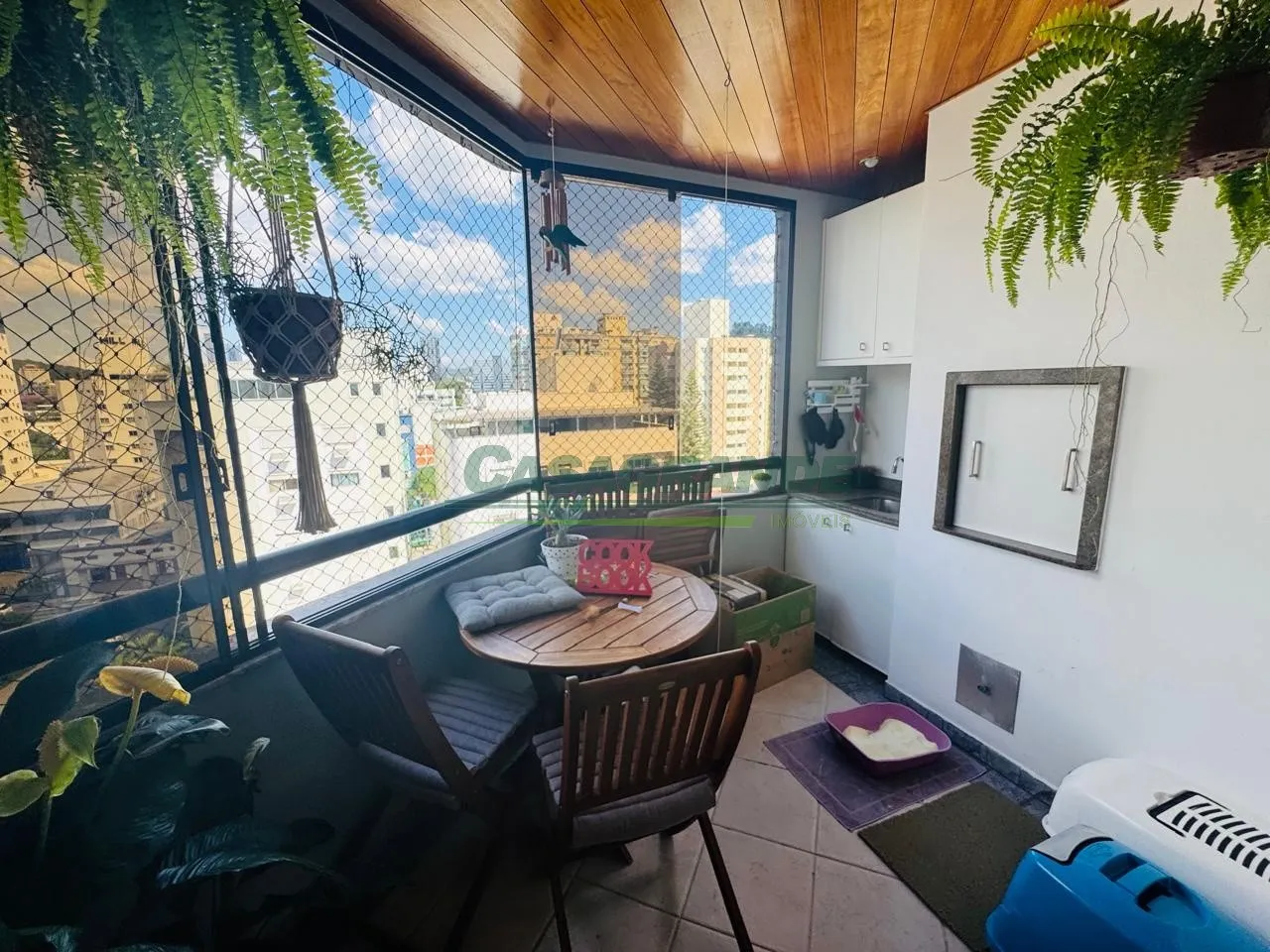 Apartamento em ótima localização no bairro Victor Konder próximo a Tecnofestas, região Central da cidade, a poucos minutos do parque Ramiro, Vila Germânica, Furb e Senior Sistemas. — foto 3