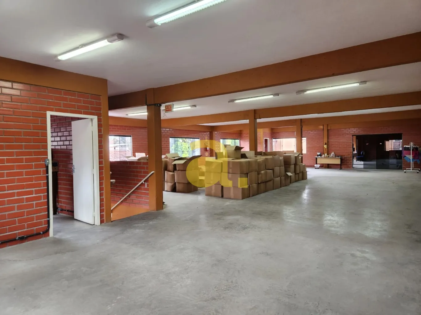 GALPÃO/DPÓSITO/ARMAZÉM COM 5 BANHEIROS PARA ALUGAR, 600 m por R$ 14.000/Mês - foto 1