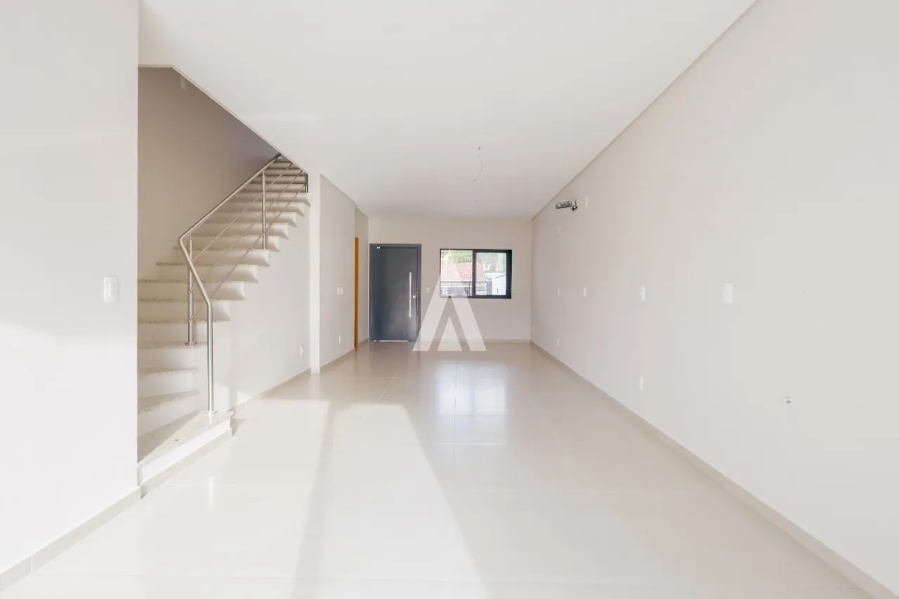 Sobrado geminado com 1 suíte e 2 quartos à venda no bairro Costa e Silva em Joinville-SC por R$780.000,00. — foto 2