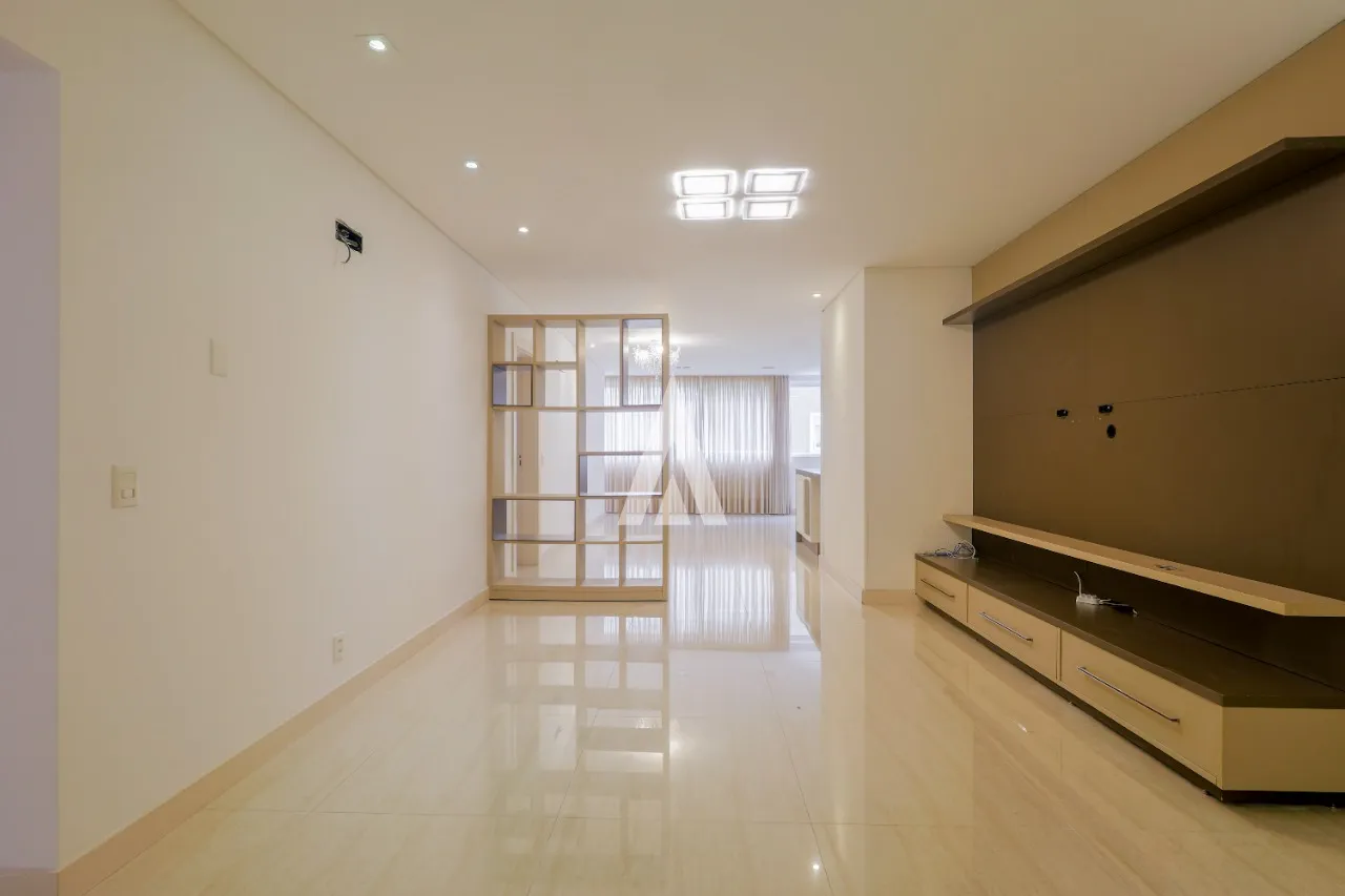 Apartamento com 3 suítes à venda no bairro Atiradores em Joinville-SC por R$1.390.000,00. — foto 3