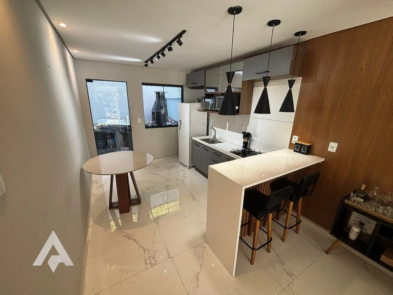 Casa com 2 dormitórios à venda por R$ 350.000,00 - Bairro Fortaleza Alta - Blumenau/SC - foto 1