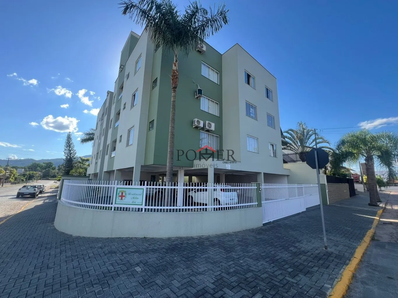 Apartamento à venda em Timbó/SC - localização privilegiada, com 2 dormitórios. - foto 1