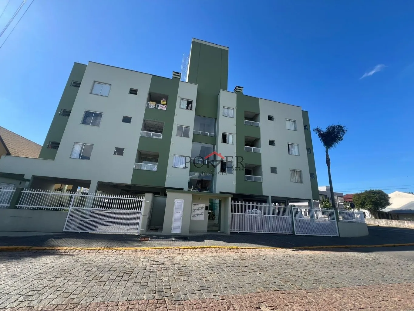Apartamento à venda em Timbó/SC - localização privilegiada, com 2 dormitórios. — foto 2