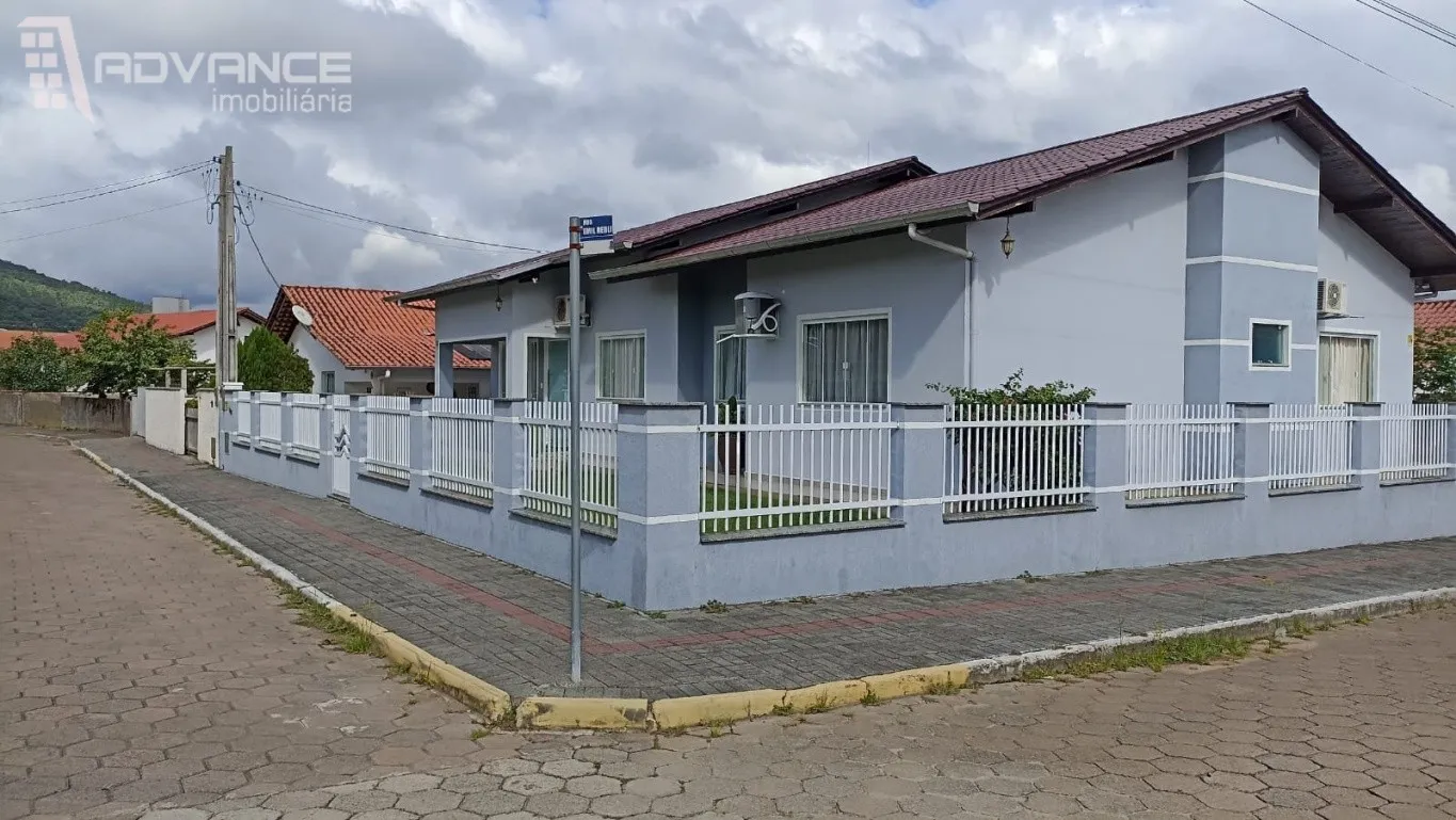 Casa de Alvenaria Semi Mobiliada - foto 1