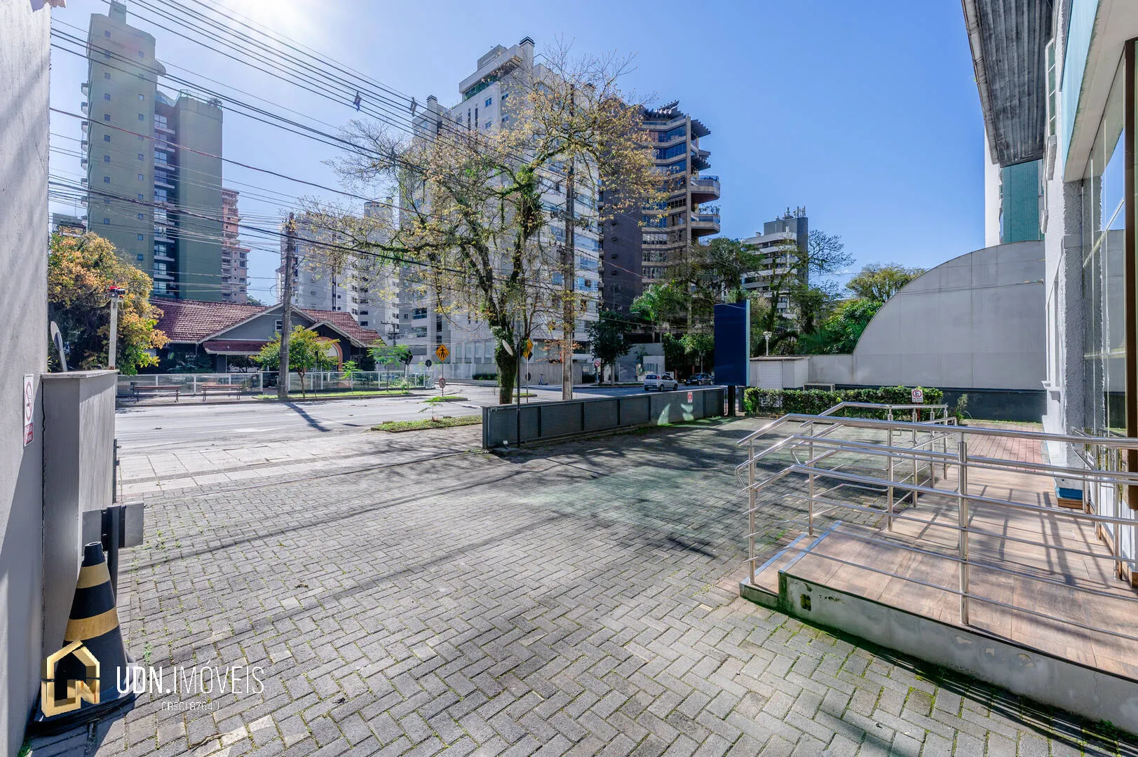 Casa Comercial Ampla com 550m e Estacionamento no Jardim Blumenau — foto 4