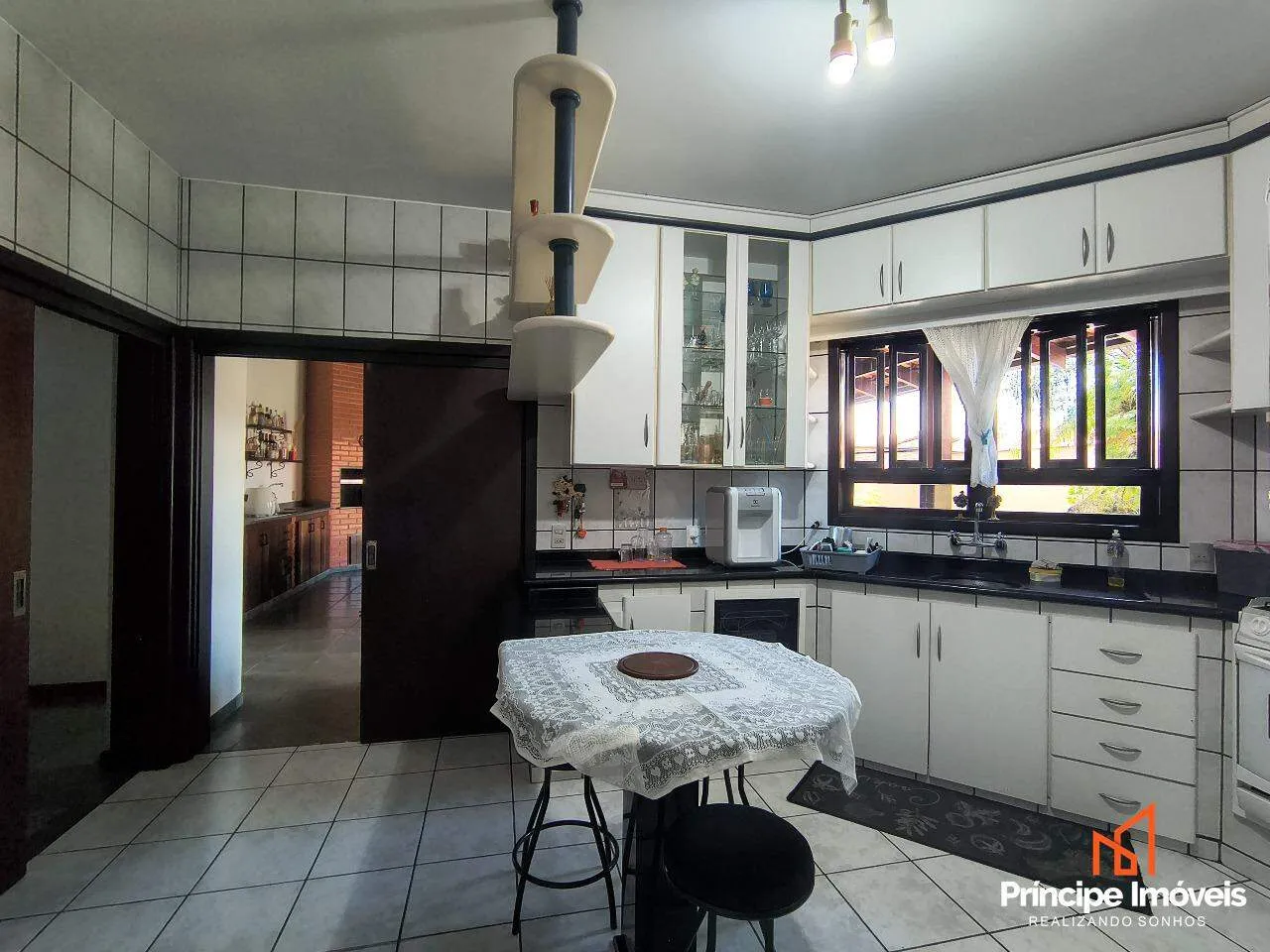 Casa com 4 quartos no Iririú em Joinville — foto 7