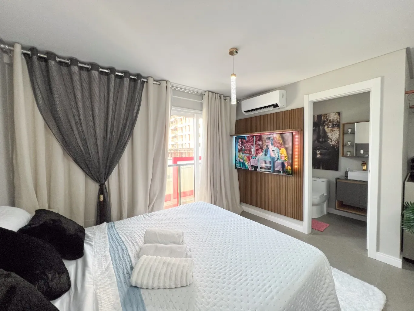 Apartamento Mobiliado com Vaga ao Lado da Vila Germânica - Locação Mensal - foto 1