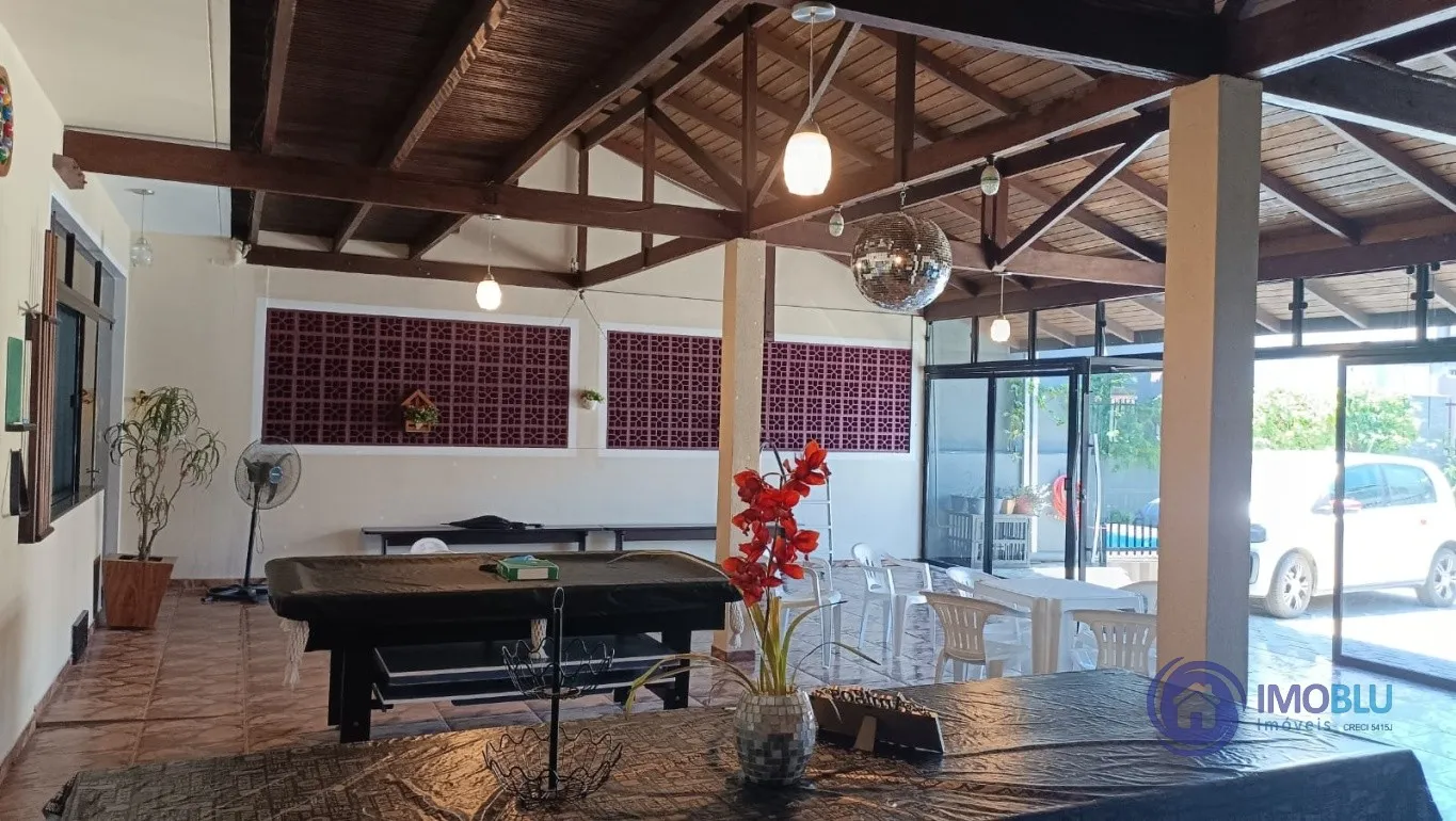 CASA COM PISCINA , CENTRO DE PENHA , DOIS PISOS — foto 5