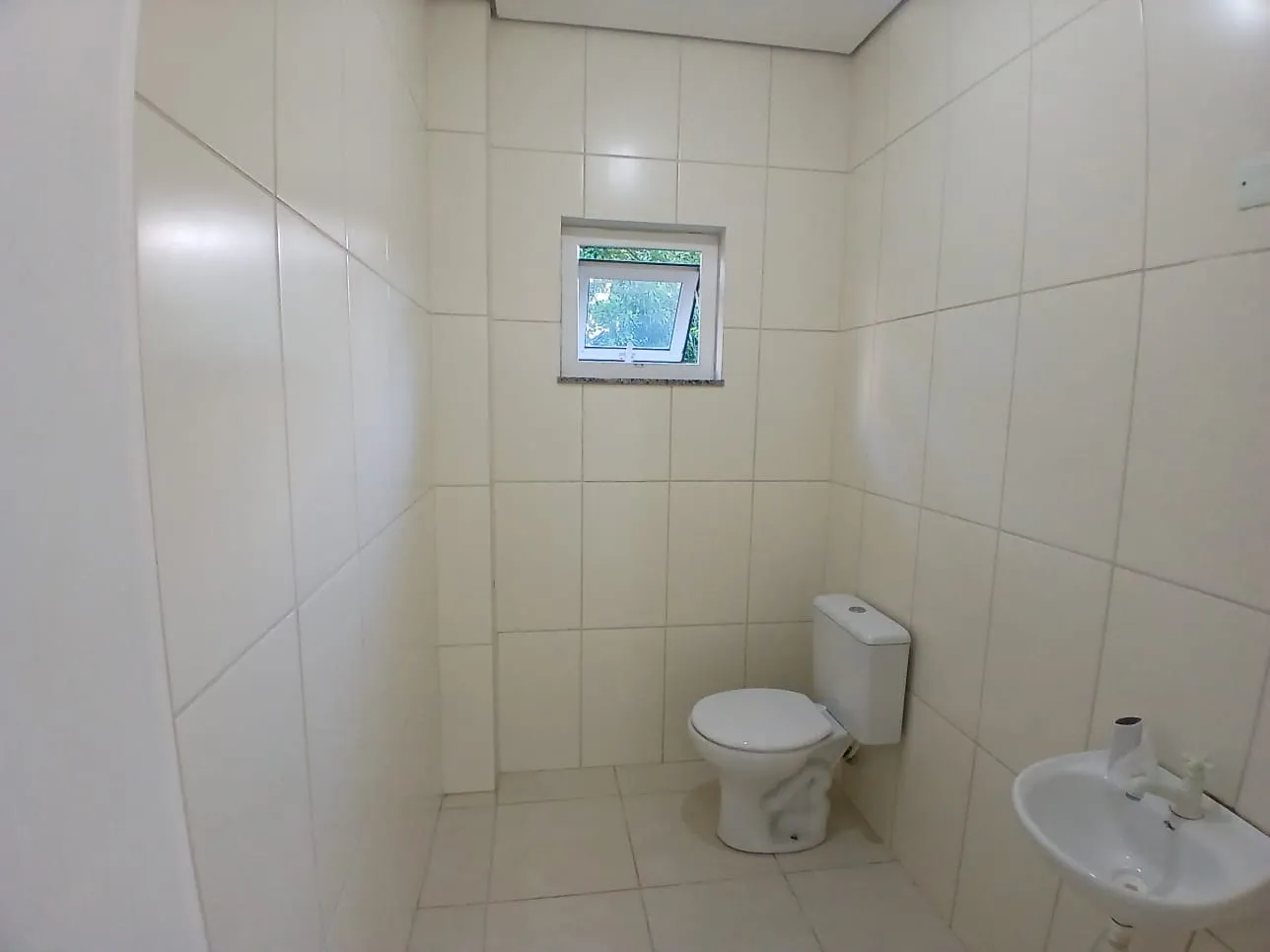 SALA COMERCIAL PARA LOCAÇÃO NO CENTRO — foto 2