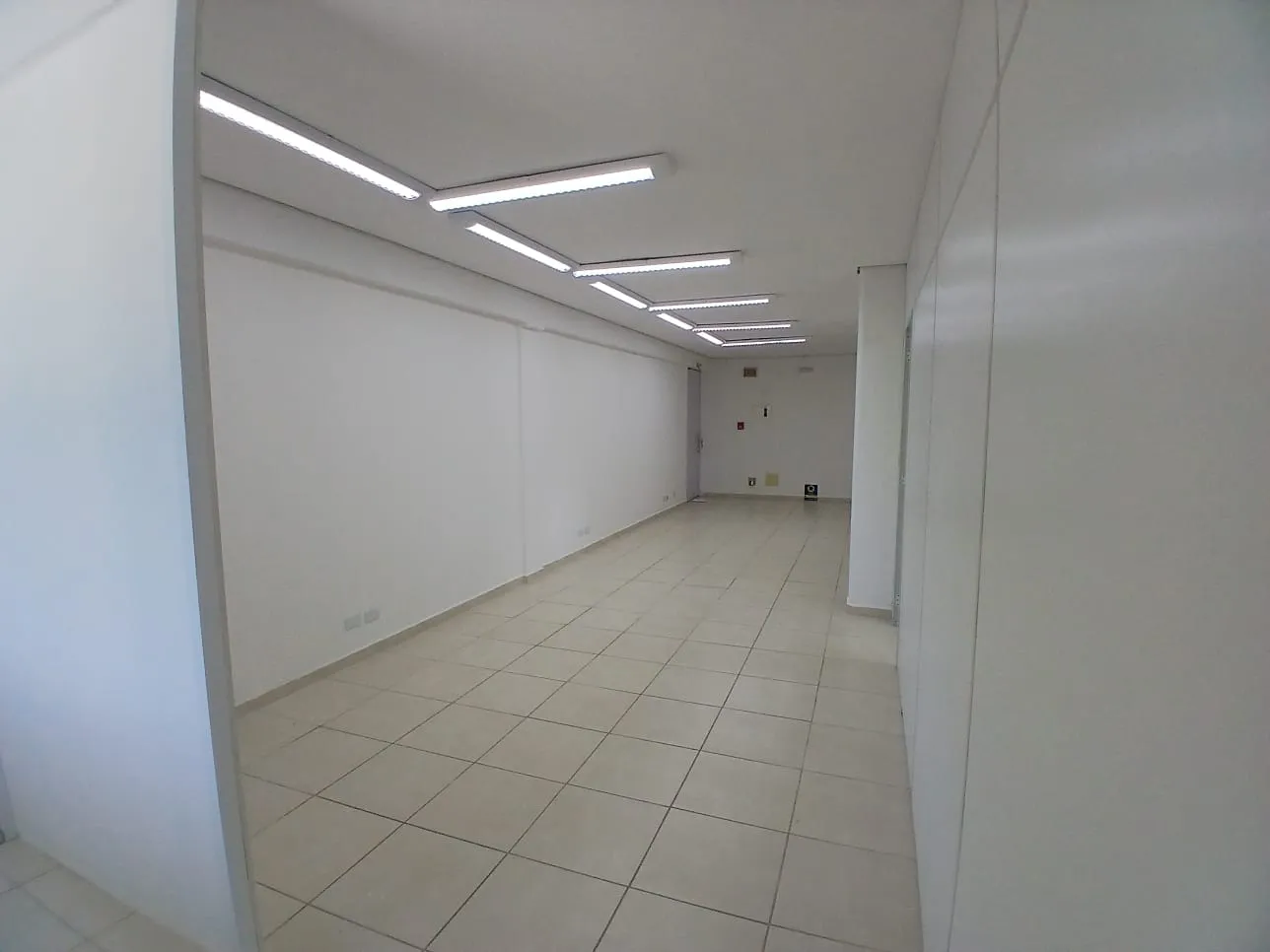 SALA COMERCIAL PARA LOCAÇÃO NO CENTRO — foto 7