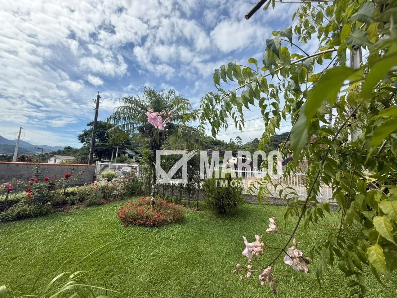 Imóvel completo com duas residências e energia solar em meio à natureza — foto 3