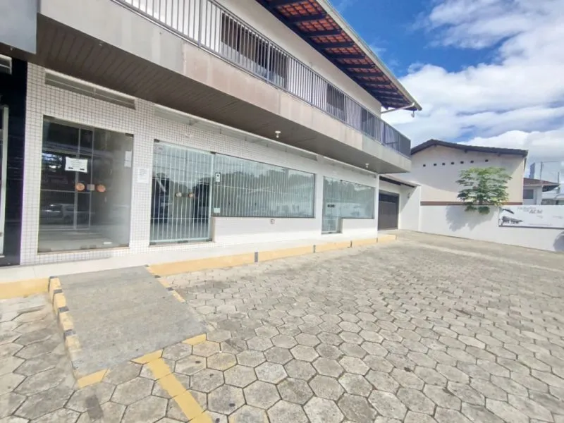 Loja térrea disponível para locação no bairro Itoupava Norte, em Blumenau/SC. - foto 1