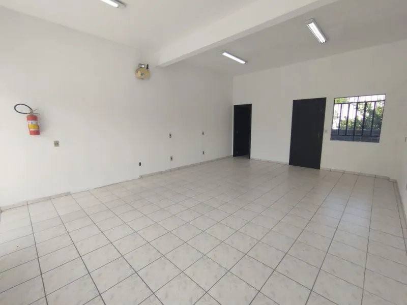 Loja térrea disponível para locação no bairro Itoupava Norte, em Blumenau/SC. — foto 4