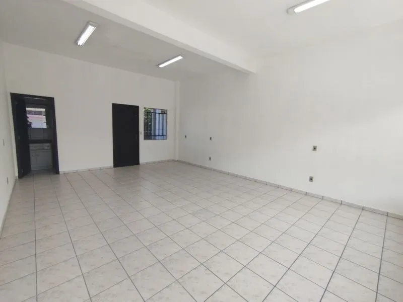 Loja térrea disponível para locação no bairro Itoupava Norte, em Blumenau/SC. — foto 5