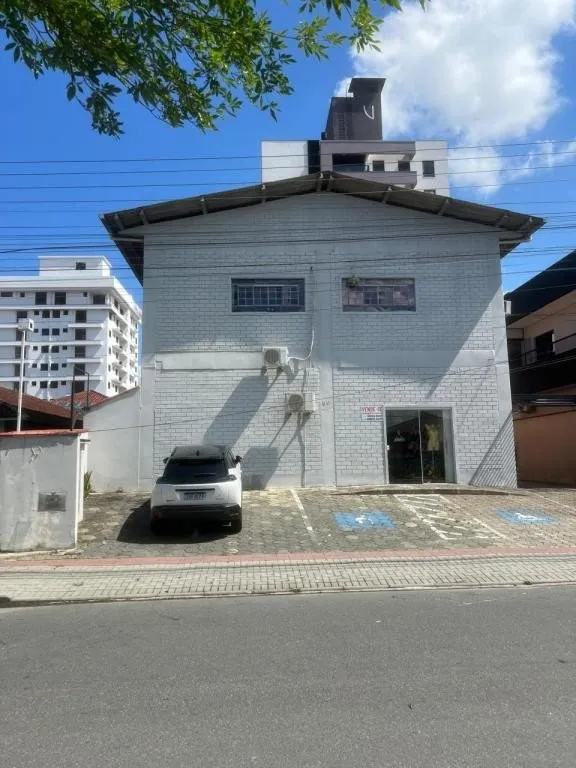 GALPÃO no COSTA E SILVA com 0 quartos para VENDA, 565 m - foto 1