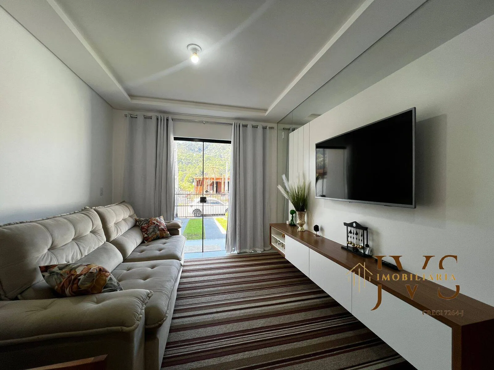 Casa térrea com 2 Quartos sendo uma suíte à Venda, 66 m por R$ 570.000 - foto 1