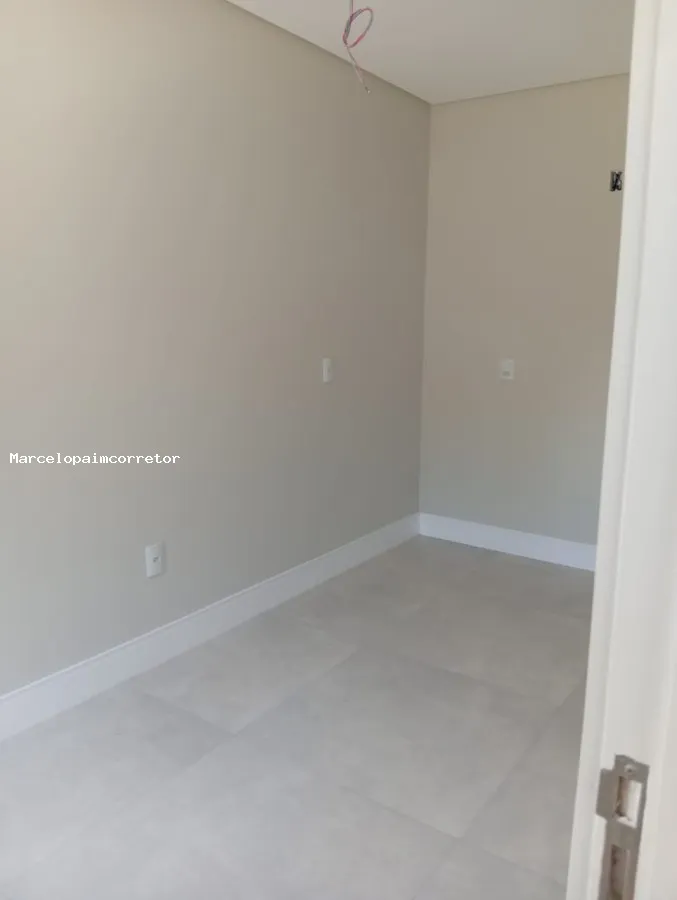 Casa para Venda em Palhoça, Pedra Branca, 3 dormitórios, 1 suíte, 3 banheiros, 2 vagas — foto 2