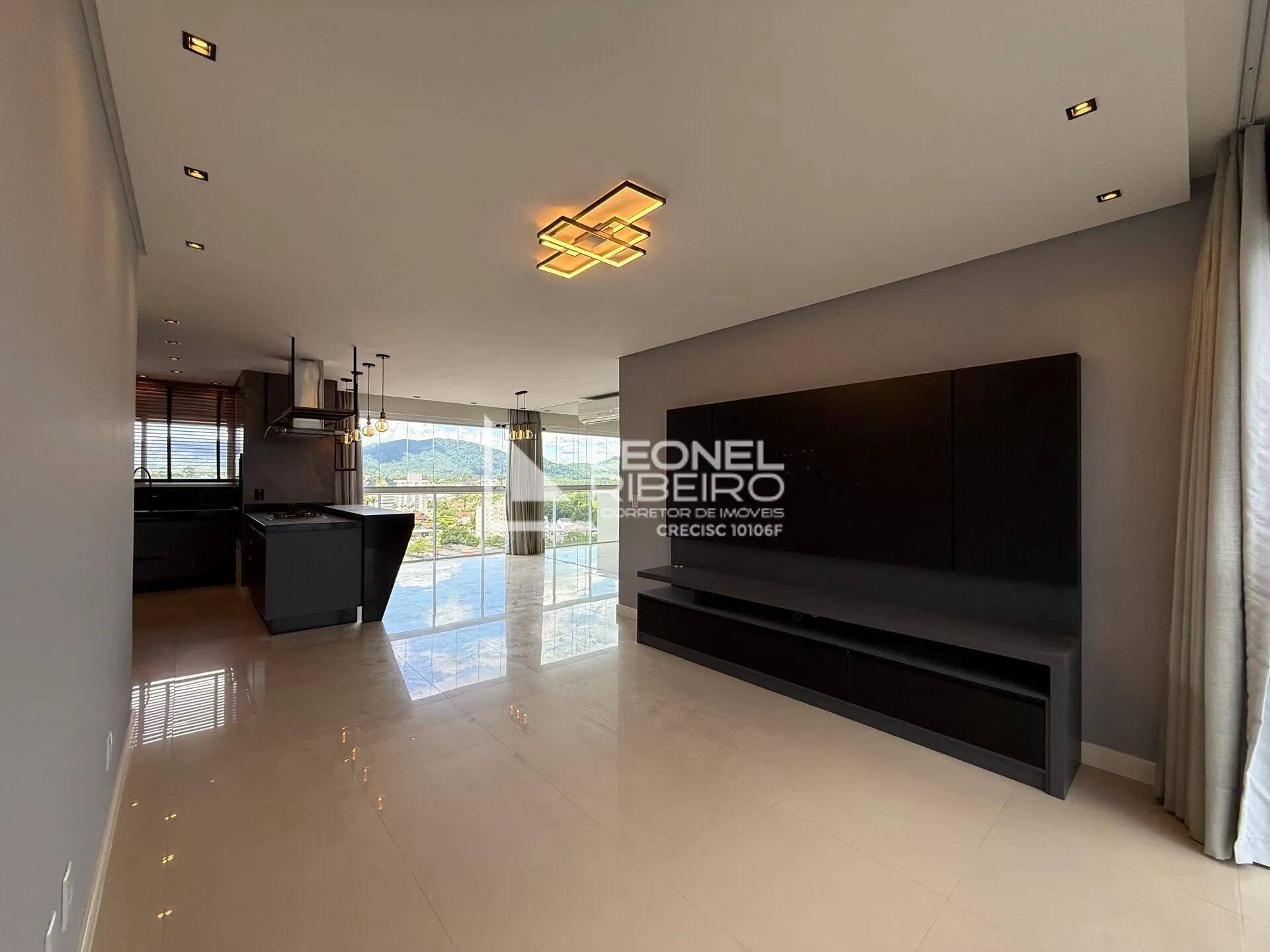 Apartamento com 3 dormitórios (suítes) à venda, 128,25 m no bairro das Capitais em Timbó-SC. - foto 1