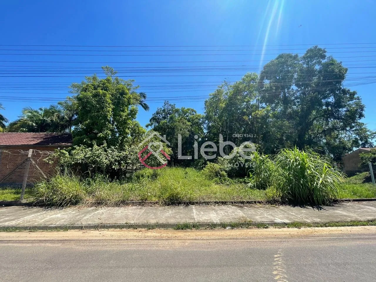 Terreno no Centro de Pomerode com 500,00m fazendo frente em 20,00 metros. - foto 1