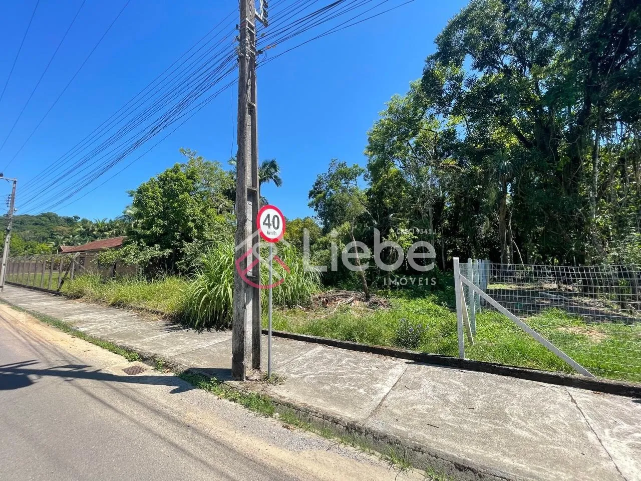 Terreno no Centro de Pomerode com 500,00m fazendo frente em 20,00 metros. — foto 3
