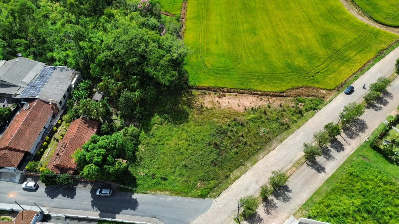 OPORTUNIDADE ÚNICA NO CENTRO DE ASCURRA! — foto 3