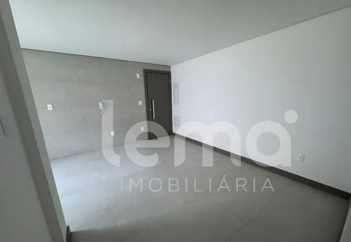 Apartamento à venda com 2 quartos e 1 suíte, 1 vaga, 56m² na região do bairro Praia Brava, próximo à Avenida Carlos Drummond de Andrade, Itajaí — foto 4
