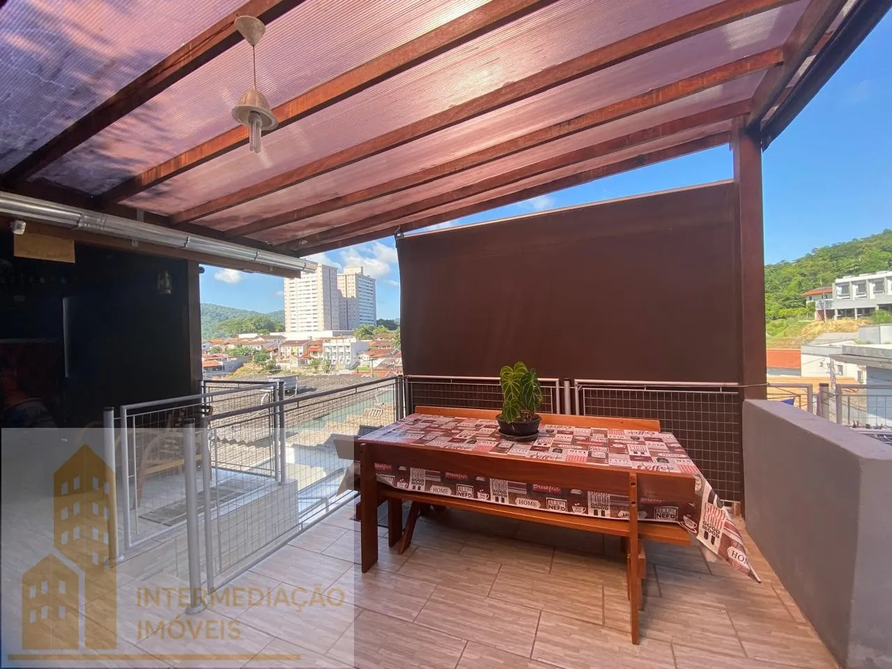 Casa no bairro da Velha contendo 3 quartos e ampla área de festas. — foto 7