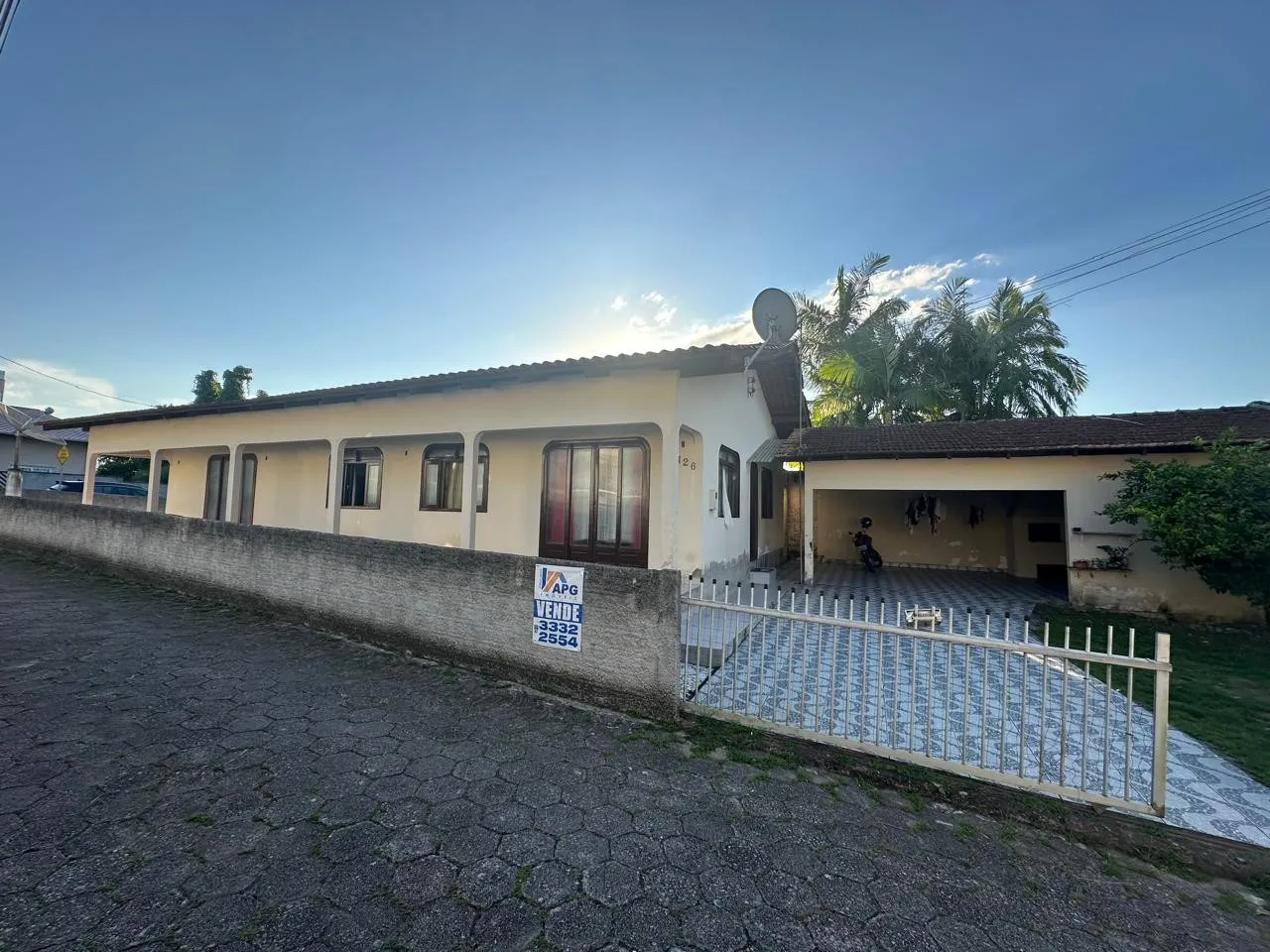 Casa 1 suíte e 2 quartos - 1 vaga - foto 1