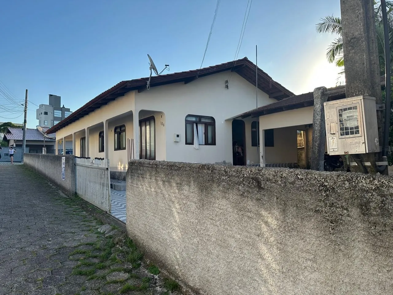 Casa 1 suíte e 2 quartos - 1 vaga — foto 2