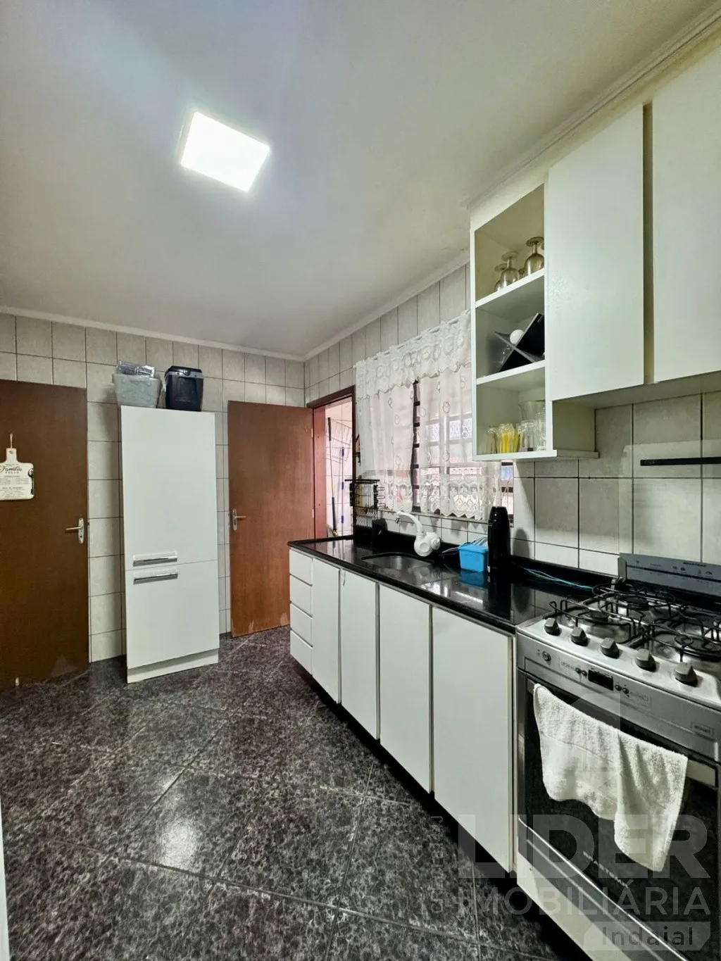 Apartamento em Blumenau com3 dormitórios sendo 91,04m privativos — foto 4