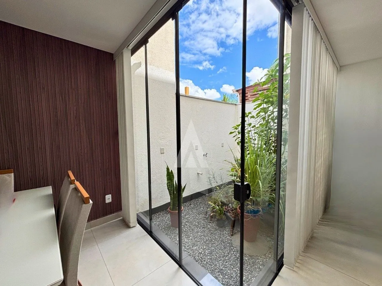 Sobrado Geminado com 2 suítes à venda no bairro Santo Antonio em Joinville, por R$ 475.000.00. — foto 6