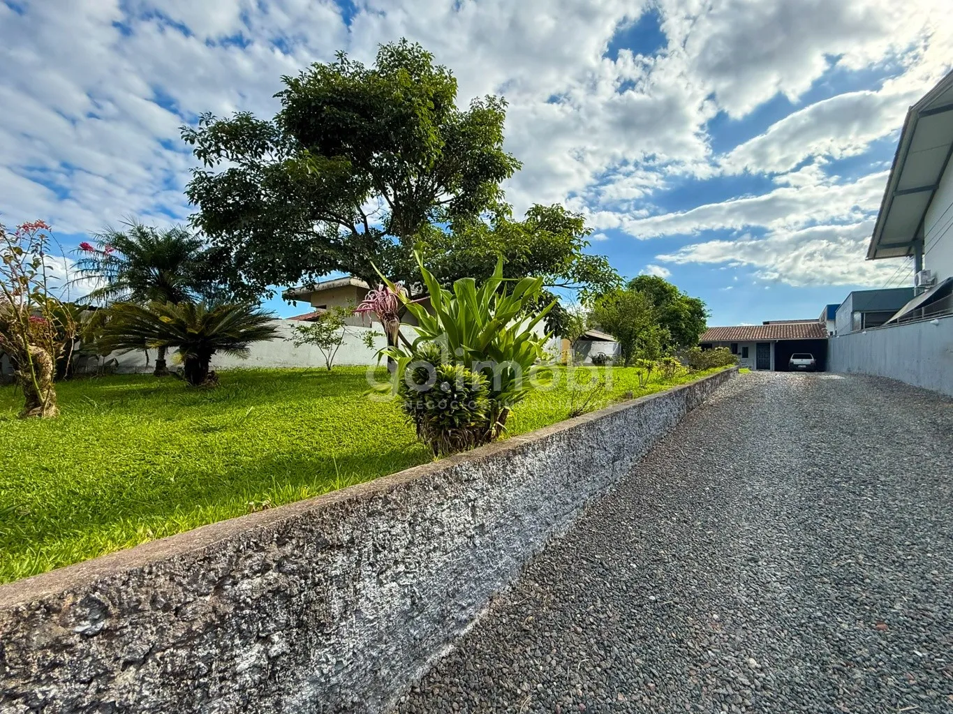 CASA NO BAIRRO RIO MORTO INDAIAL. — foto 4