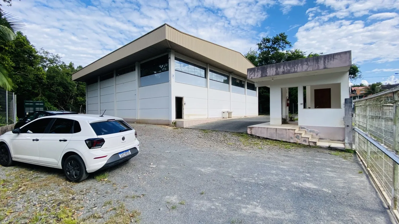 GALPÃO INDUSTRIAL EM BLUMENAU - PRÓXIMO BR 470 - foto 1