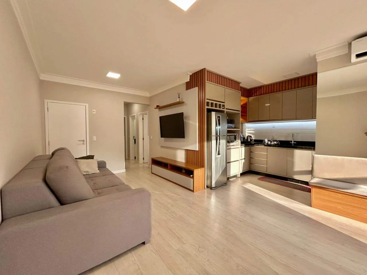 Apartamento Amplo com Suíte e Excelente Localização Próximo ao Centro - foto 1