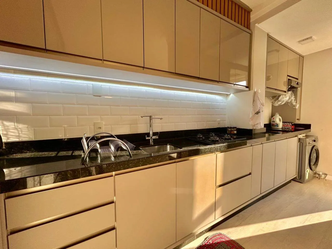 Apartamento Amplo com Suíte e Excelente Localização Próximo ao Centro — foto 7