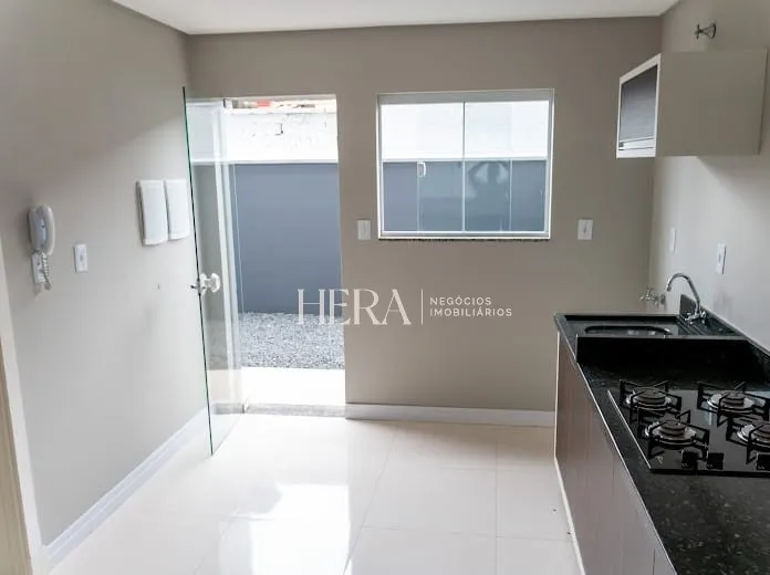 Sobrado de 3 dormitórios a venda em rua residencial no bairro Itoupava Central — foto 5