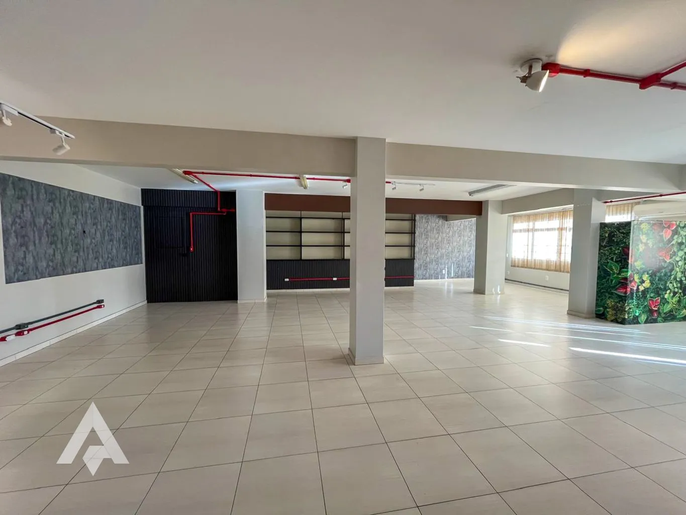 Sala comercial para locação, 100m por R$ 3.500,00 - Bairro Velha - Blumenau/SC — foto 3