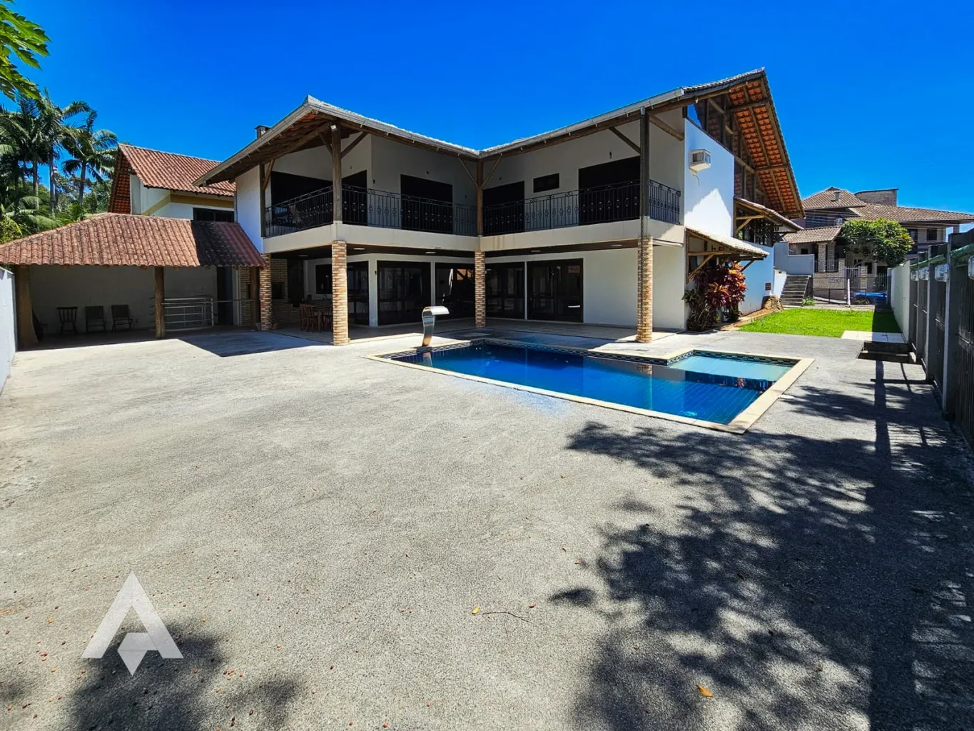 Casa com 4 suítes à venda por R$ 1.750.000,00 - Bairro Escola Agricola - Blumenau/SC — foto 2