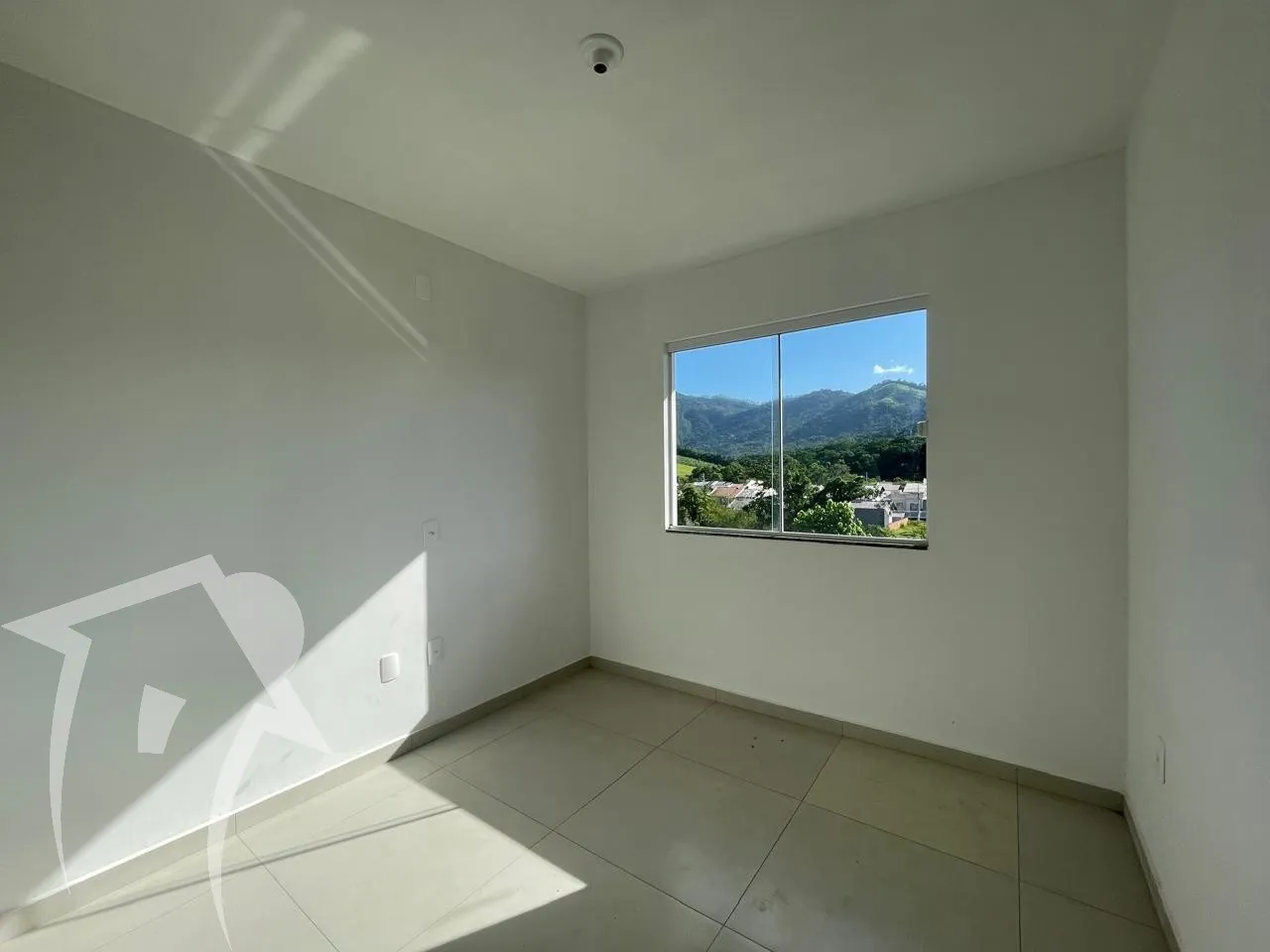 Casa nova no bairro Arapongas, com excelente espaço de terreno e vista privilegiada — foto 5