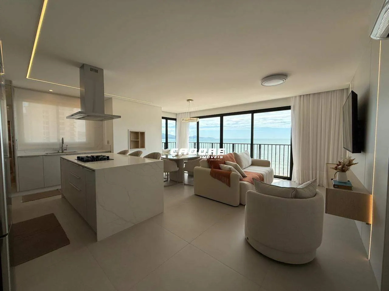 Apartamento para locação com vista permanente para o mar e 100% mobiliado I Cadore Imóveis — foto 2