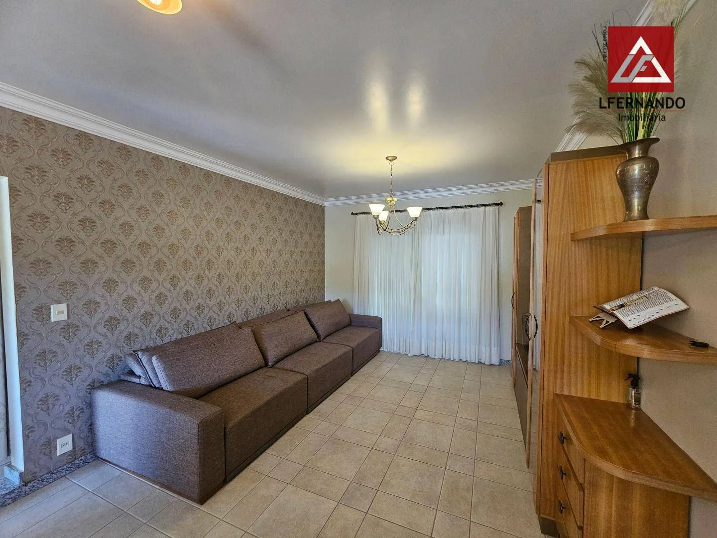 Casa mobiliada com 4 dormitórios, sendo 1 suíte à venda, 298 m por R$ 1.080.000 - Escola Agrícola - Blumenau/SC — foto 3