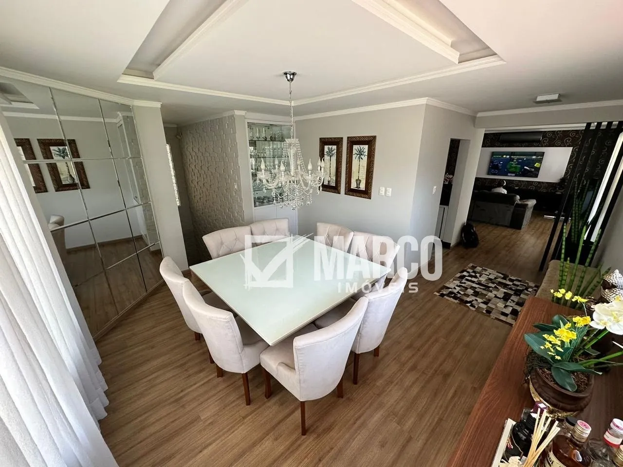 Residência de Alto Padrão - 100% Mobiliada com Piscina, Energia Solar e Salas Comerciais no Bairro Wunderwald - Pomerode — foto 4
