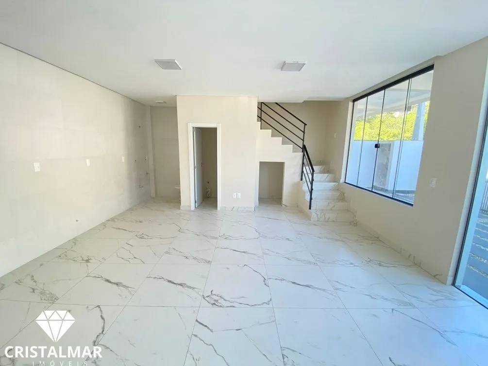 Sobrado à venda em Bombinhas, pronto para morar! — foto 5