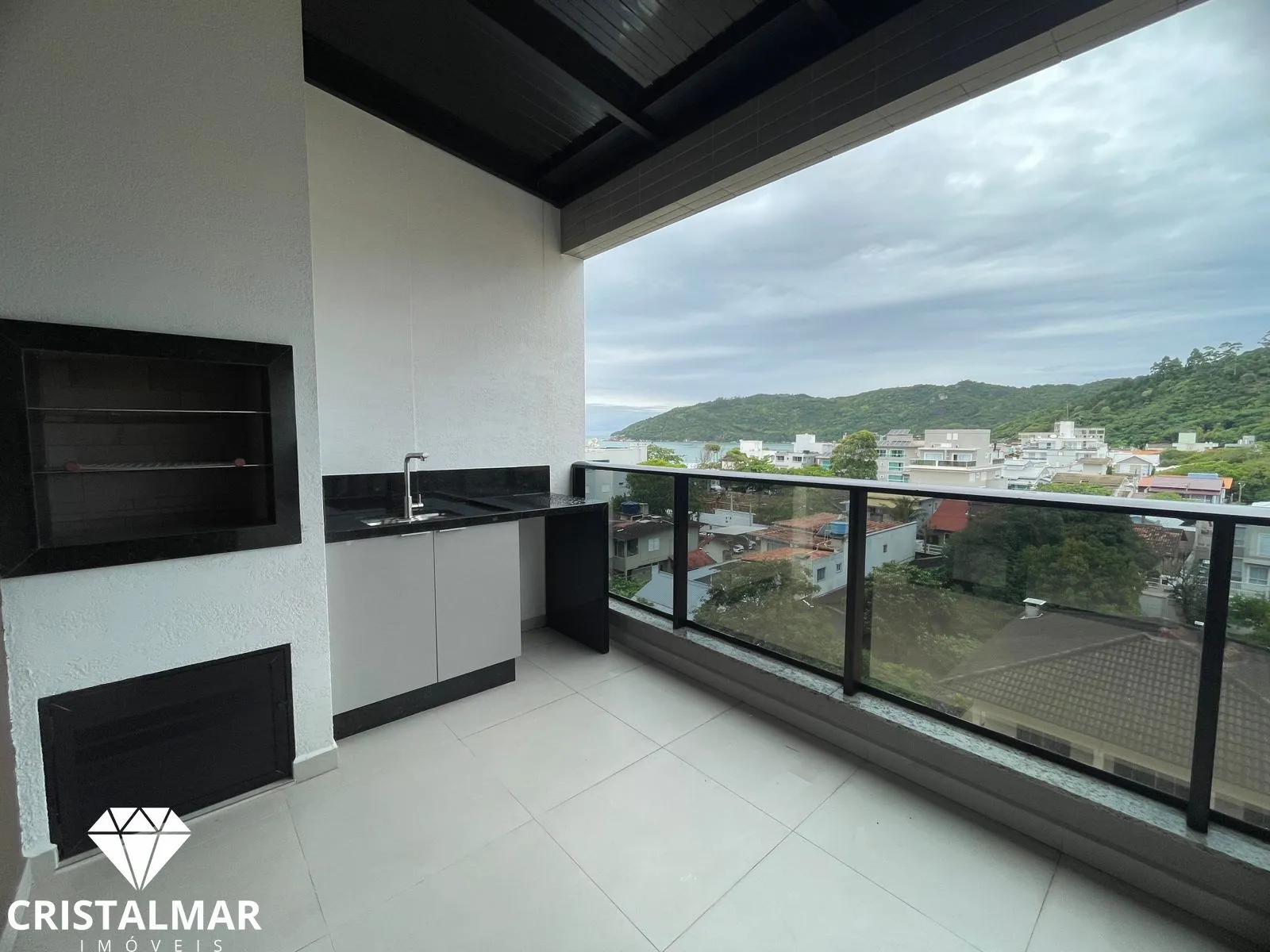 Luxo e Conforto a poucos passos da Praia — foto 2