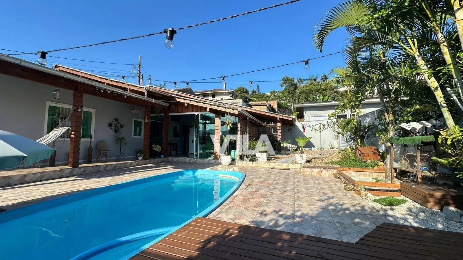 Casa com 4 dormitórios sendo 1 Suíte à venda, 218 m - Água Verde - Blumenau/SC — foto 3