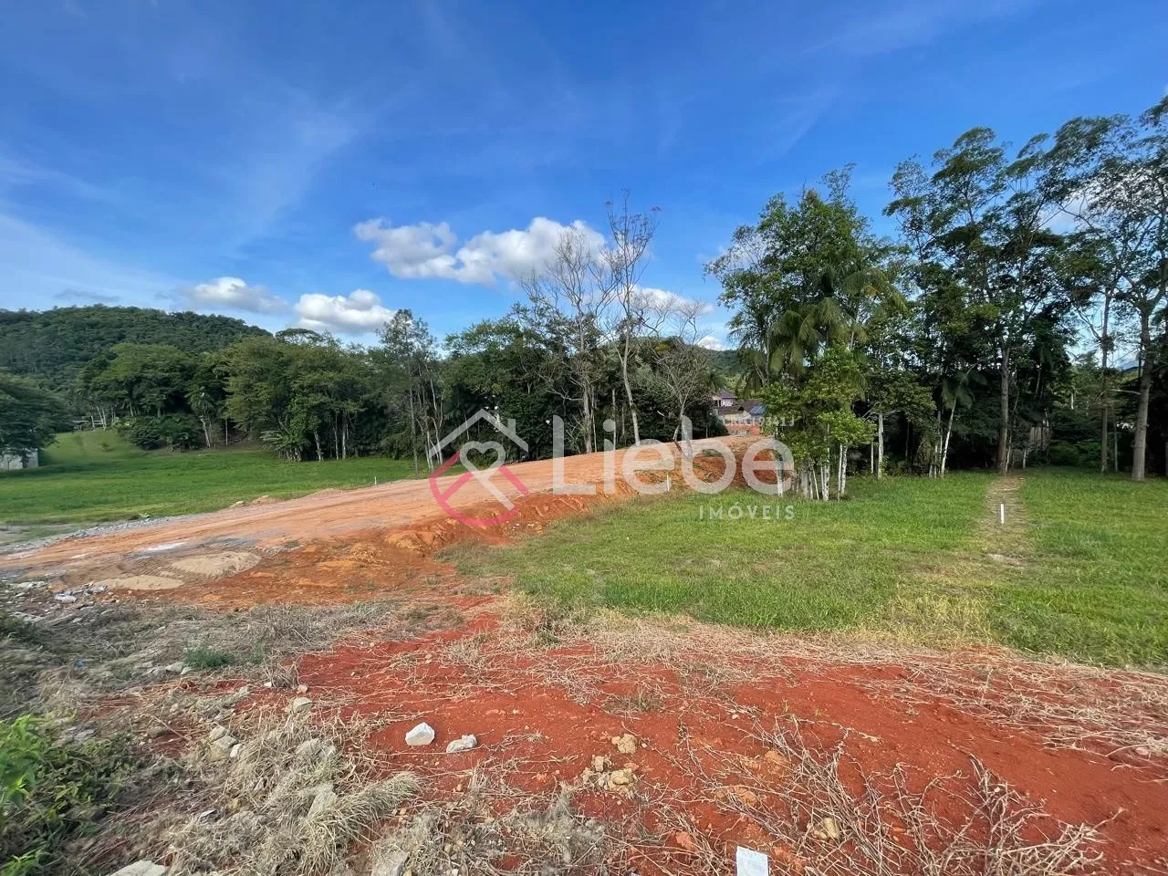 Terreno no Centro de Pomerode com 1.046,49m fazendo frente em 15,00 metros. — foto 2